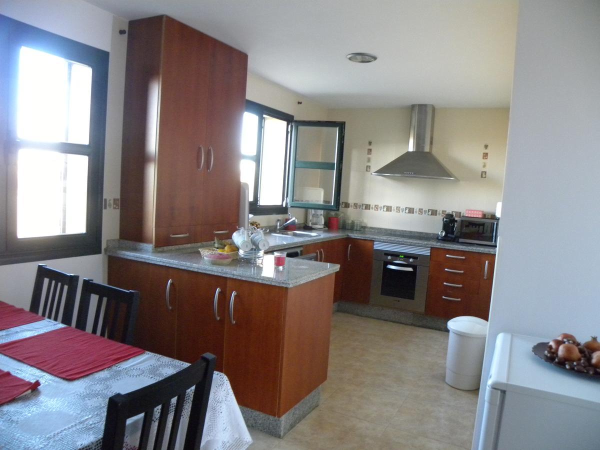 El Jardin De Los Gatos Apartament Caces Kültér fotó