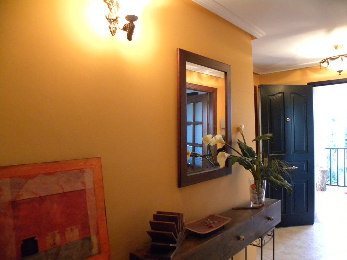 El Jardin De Los Gatos Apartament Caces Kültér fotó